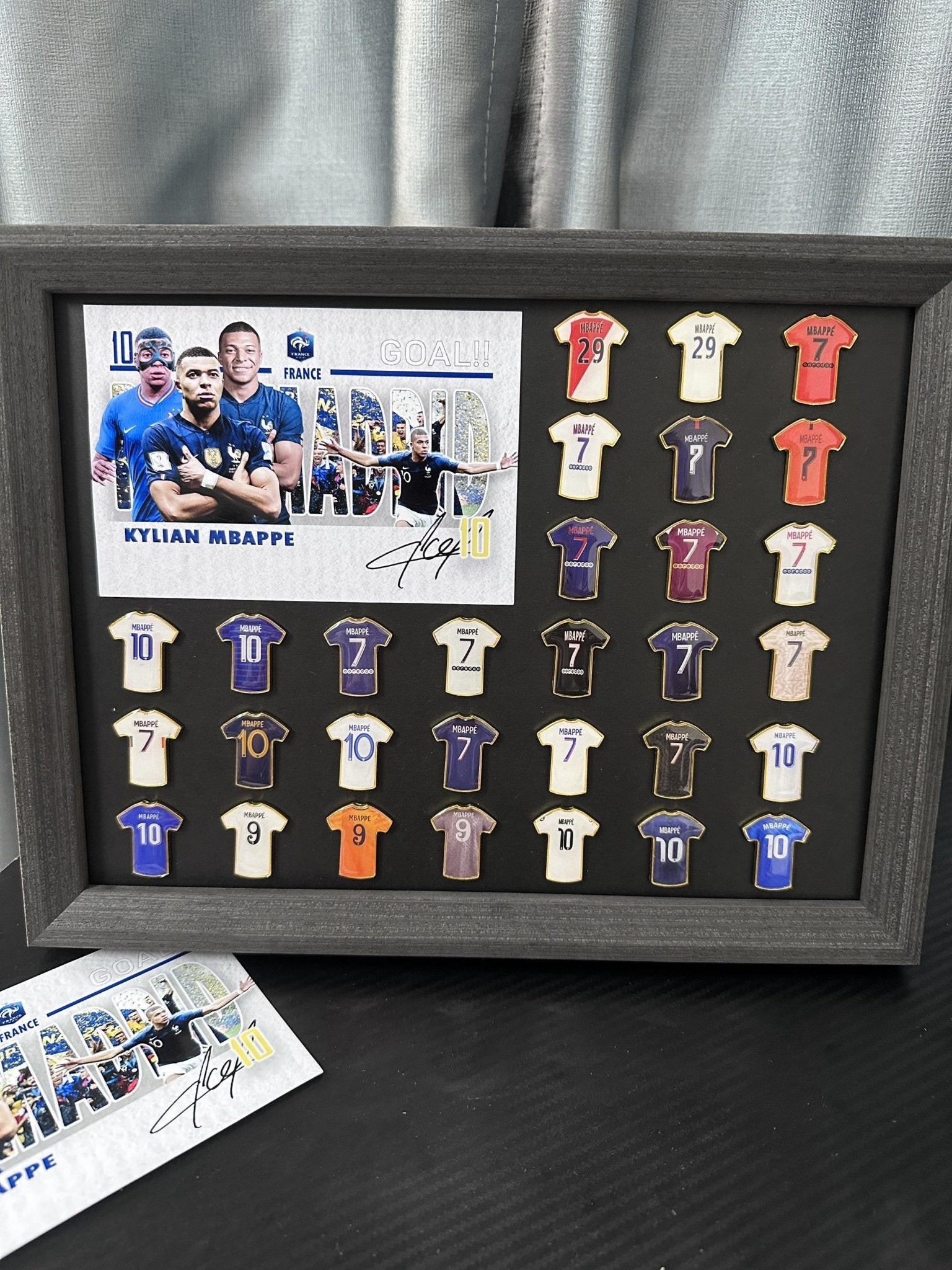 Soccer Star DIY Photo Album Set | 30/20 Player Jersey Enamel Pins + Printed Cards + Album | Build Your Own Football Legend Collection - FIFA Hype Shop