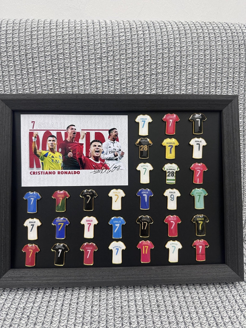 Soccer Star DIY Photo Album Set | 30/20 Player Jersey Enamel Pins + Printed Cards + Album | Build Your Own Football Legend Collection - FIFA Hype Shop